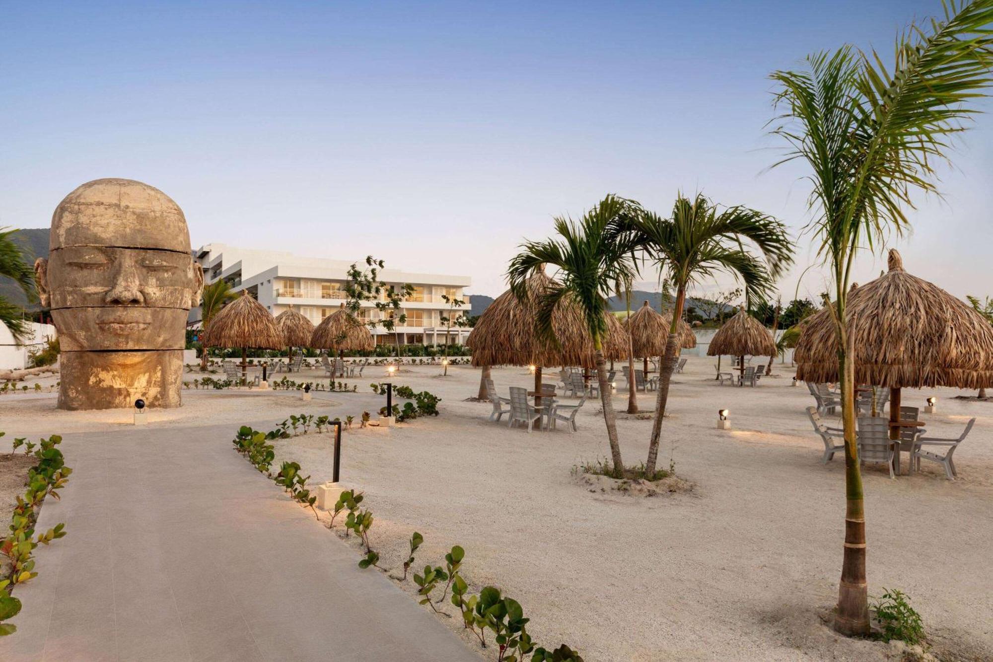 Wyndham Residences Santa Marta Aluna Beach Club — Fotos 1